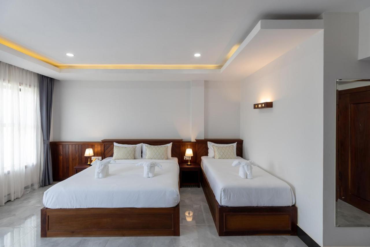 Blanc Smith Hotel Siem Reap Exterior photo